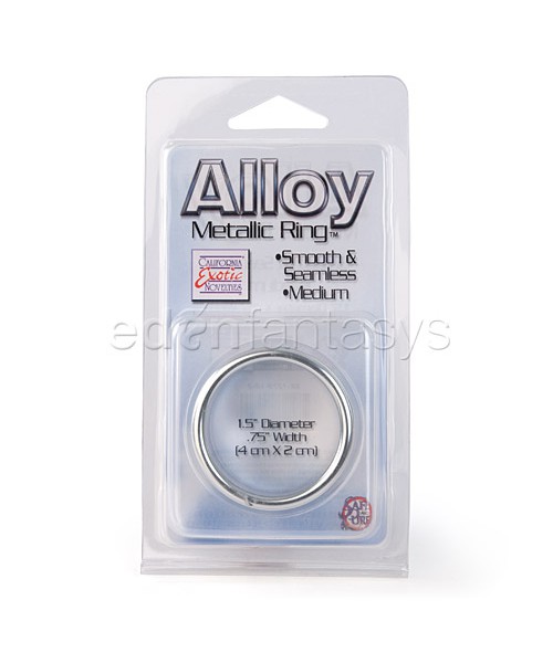 Alloy metal ring
