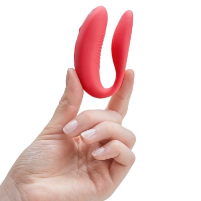 We Vibe Sensations Unite Collection Rechargeable Couple s Set