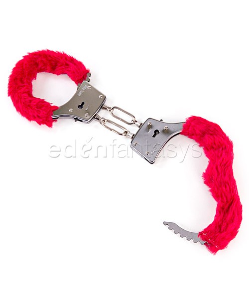 Beginner's furry cuffs