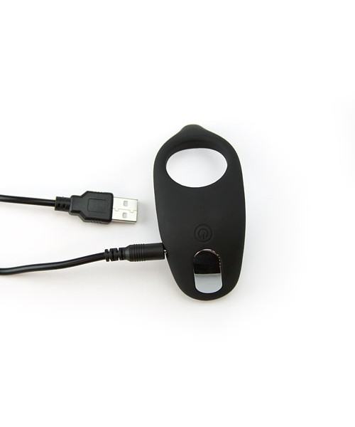 Rendezvous love ring