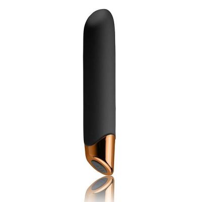 Chaiamo Powerful Rechargeable Vibrator Black