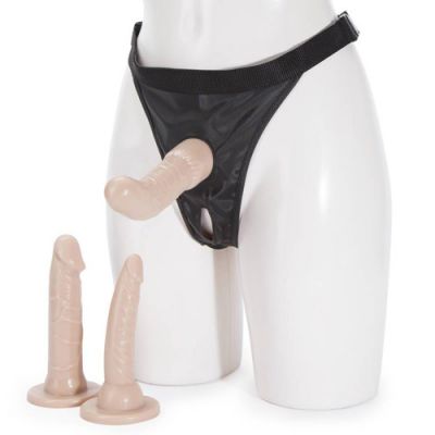 Strap on harness set