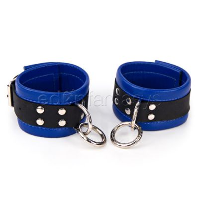 Black and blue medium restraints