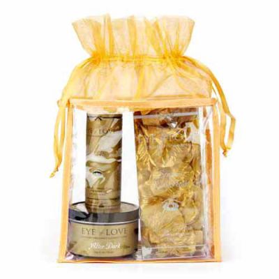 Pheromone gift set for women