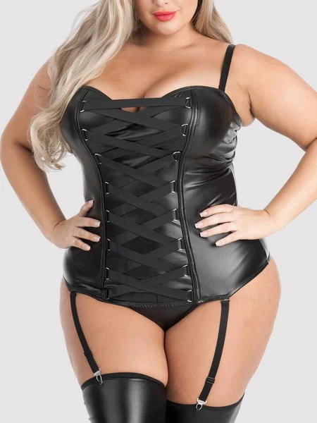 Lovehoney Plus Size Fierce Leather-Look Basque Set — image 13 of 13