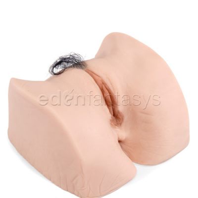 Mercedez UR3 pussy and anus
