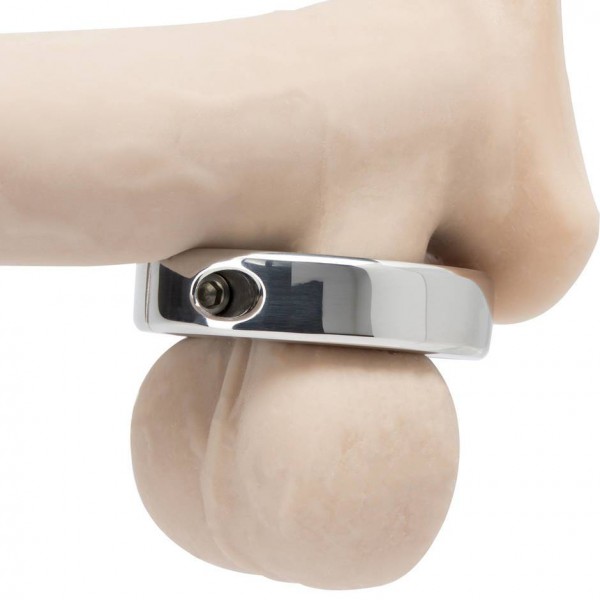 Titus Stainless Steel Ball Stretcher 233g