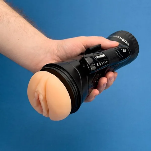 Vibrating pussy in a plastic case — image 8 of 12