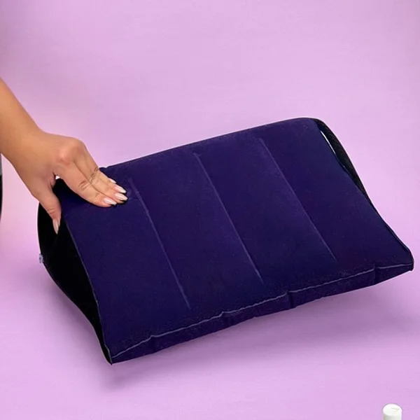 Inflatable position pillow — image 6 of 9