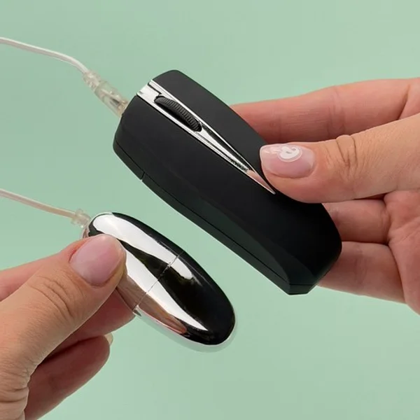 Simple pleasures multispeed vibrating egg — image 6 of 11