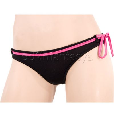 Low rise panties with ribbon belt