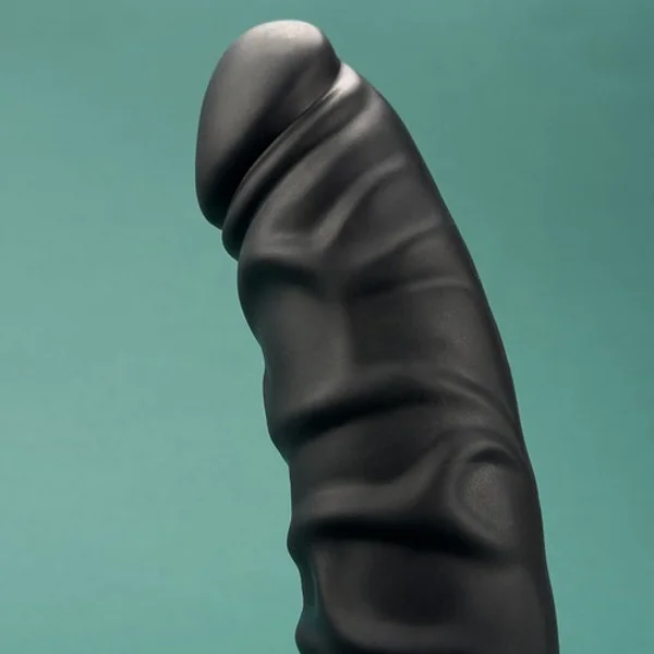 Vibrating hollow strap-on — image 9 of 11