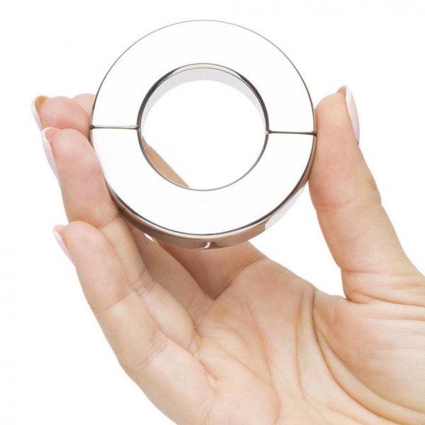 Titus Stainless Steel Ball Stretcher 233g