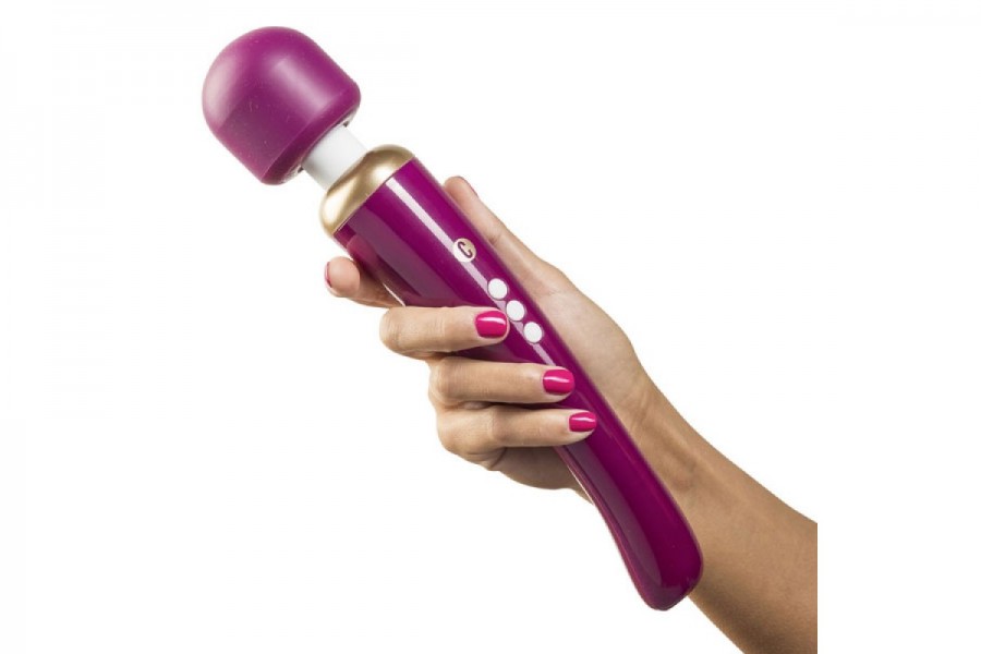 Cosmopolitan Magnificent Wand