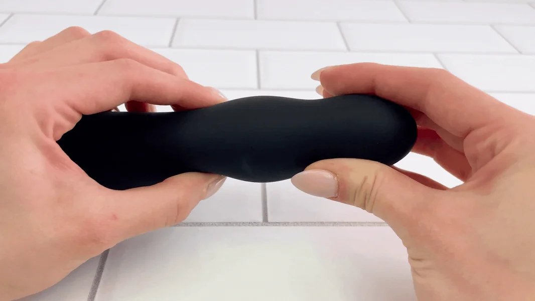 7" Silicone Vibrating Hollow Strap-on Set With Remote Control — image 18 of 25