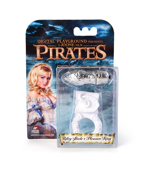 Pirates Riley Steele's pleasure ring