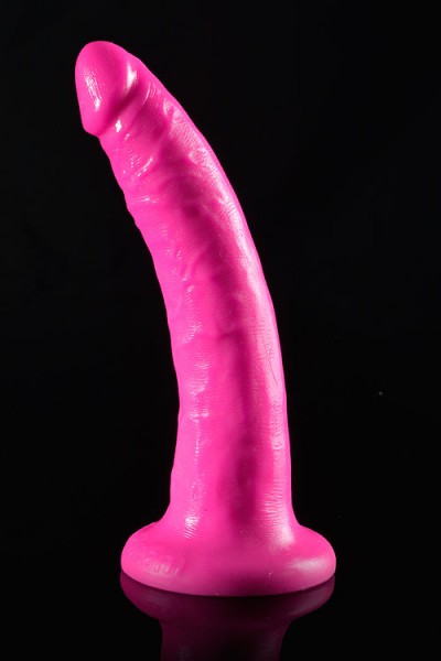 Pipedream Classic shaped 7" Slim Dildo with Suction Cup