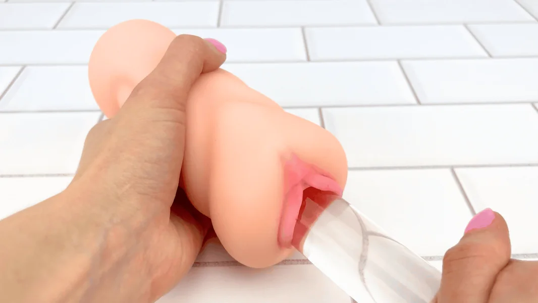Blowjob and Pussy Dual Ended Masturbator - Realistic Sensations! — image 13 of 21