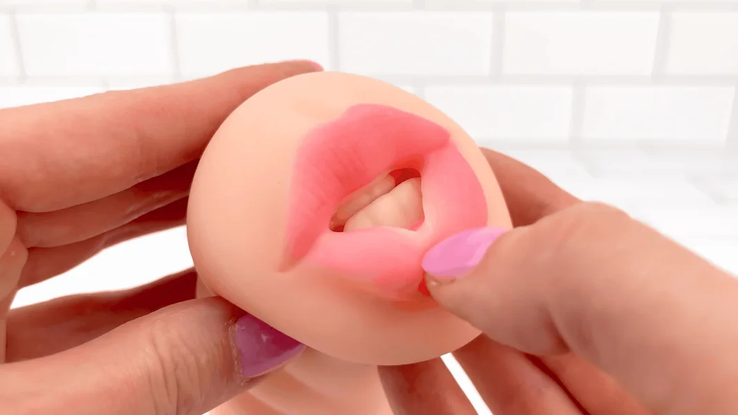 Blowjob and Pussy Dual Ended Masturbator - Realistic Sensations! — image 9 of 21