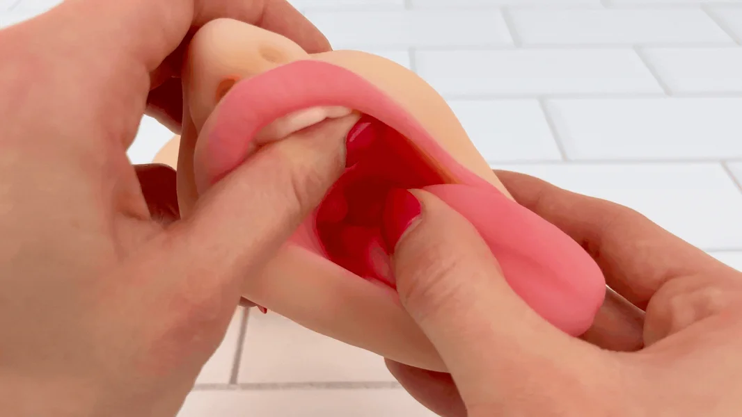 Ultimate Deep Throat Dual Stroker - One End Has a Tight Pussy! — image 11 of 16