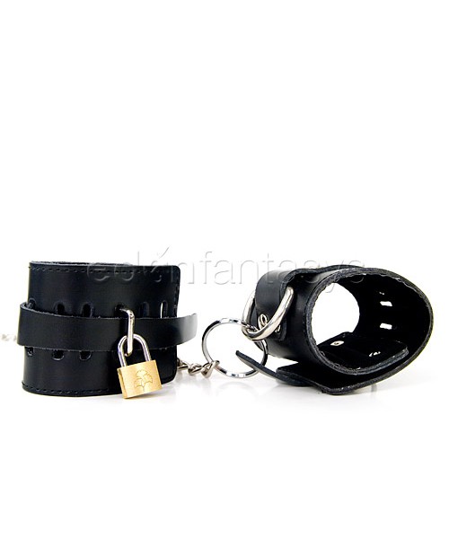 Leather entrapment kit