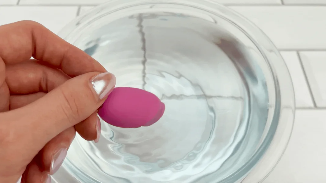 USB Plug-In Vibrating Bullet - Multi Speed Dial — image 7 of 9