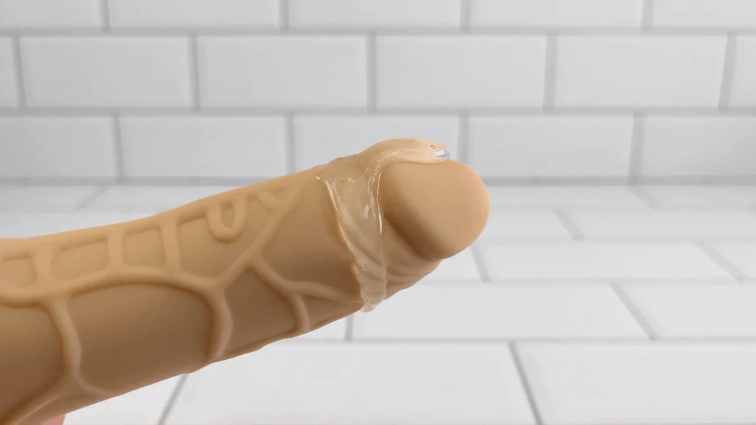 Alex Waterproof Realistic Silicone Vibe — image 18 of 22