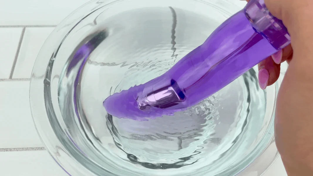 The Ultimate G-Spot Vibrator — image 10 of 16