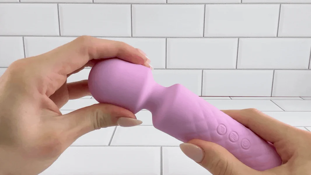 Lust Silicone Rechargeable Wand — image 19 of 23