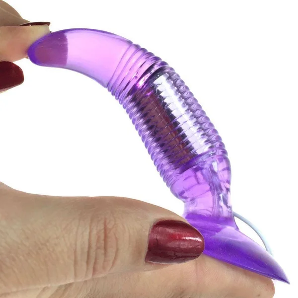 Cherry's Vibrating Twister Butt Plug — image 21 of 25