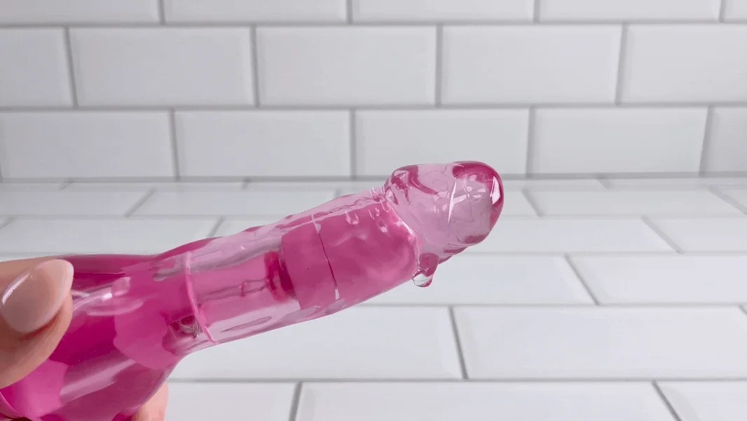 Pink Sapphire Waterproof Vibrator — image 16 of 24