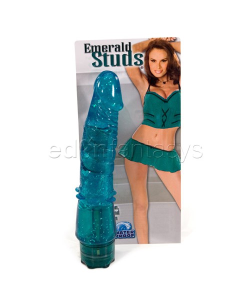 Emerald studs arouser