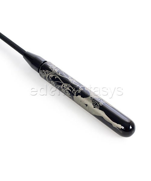 Fashionistas riding crop