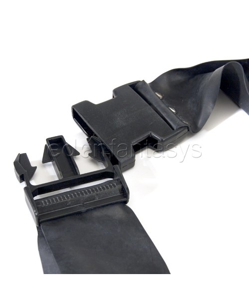 Sister strap - on