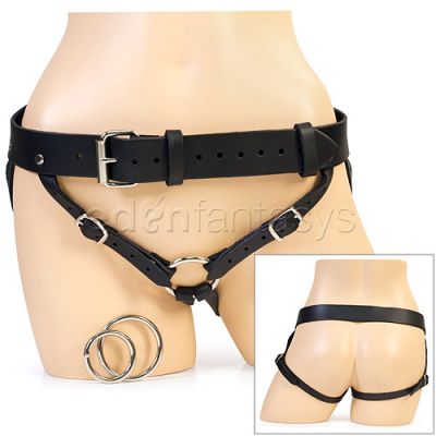 Low rise leather strap on