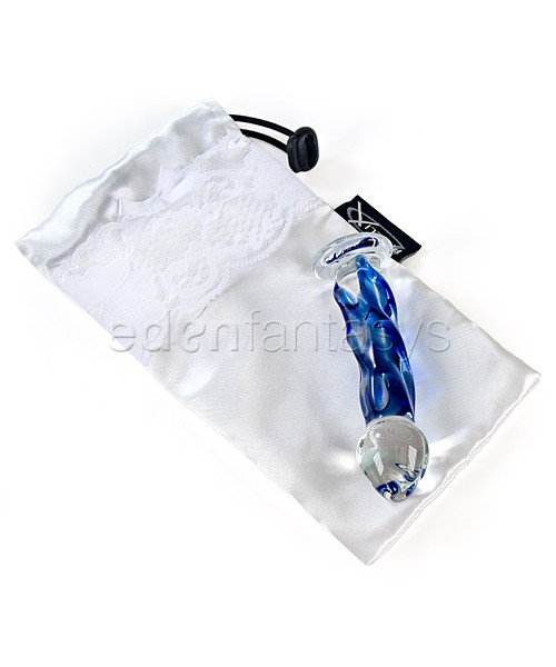 Mini blue veined pocket rocket