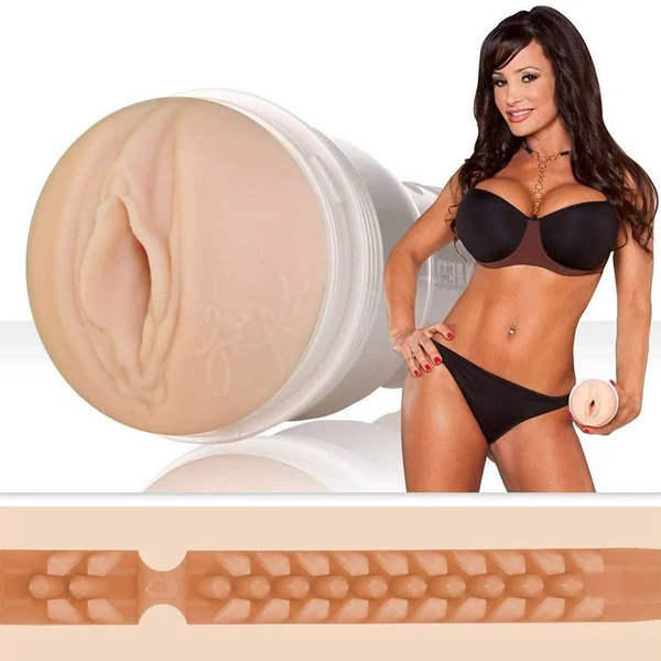 Lisa Ann Fleshlight Girls Barracuda Texture Discreet Vagina Male Masturbator — image 7 of 12