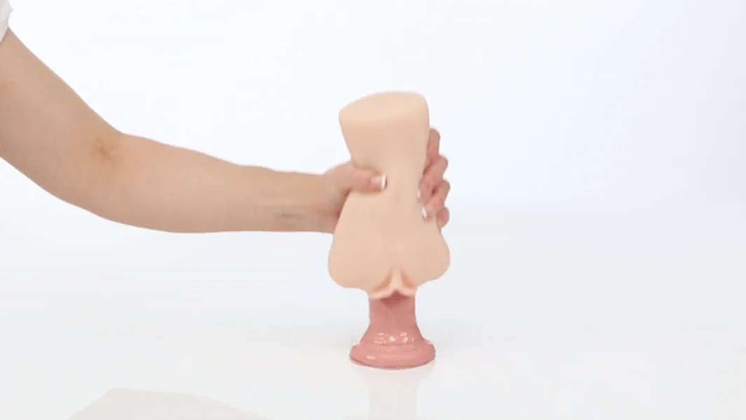 Fuck Me Silly To Go Vagina | Ultra Realistic Lifelike Pussy Masturbator for Men by Pipedream — image 16 of 16