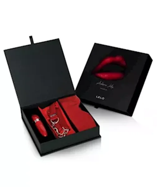Lelo Adore Me Pleasure Set - Red — image 5 of 8