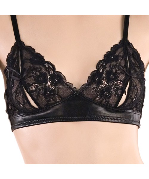 Seductress faux leather bra set