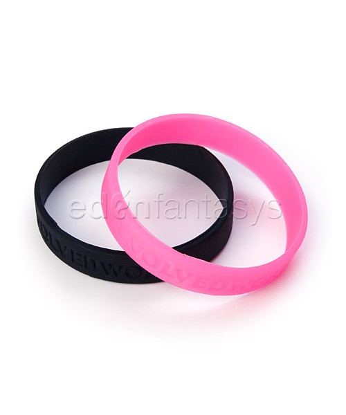Male attractant pheromone bracelet