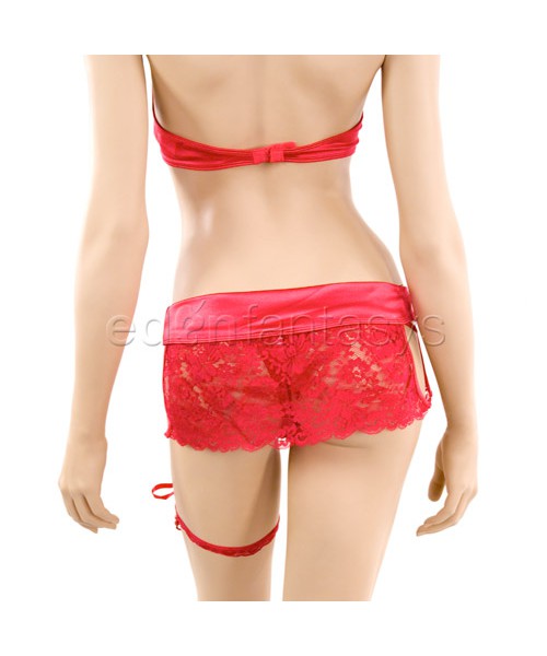 Lace bra and skirt set
