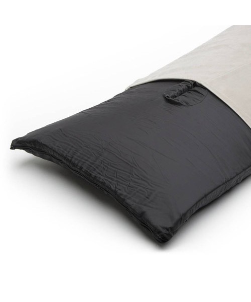 Humphrey pillow mount