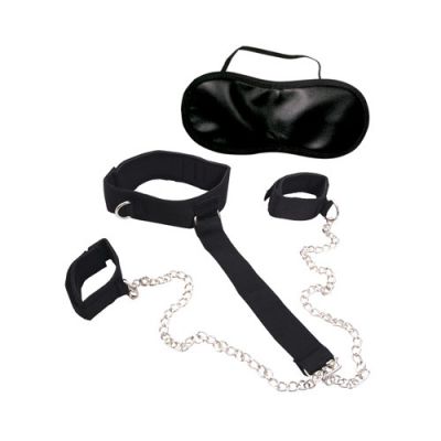 Dominant submissive cuffs and collar set
