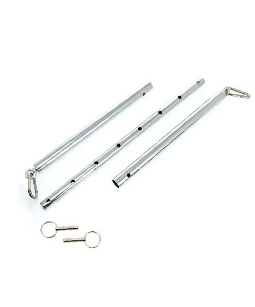 Spreader With Carabine Hooks