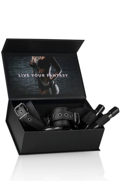 Easy Toys Over-The-Door Faux Leather Wrist Cuffs