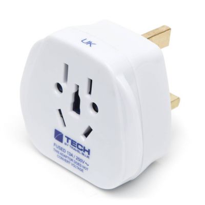 Visitors to UK Universal Adaptor