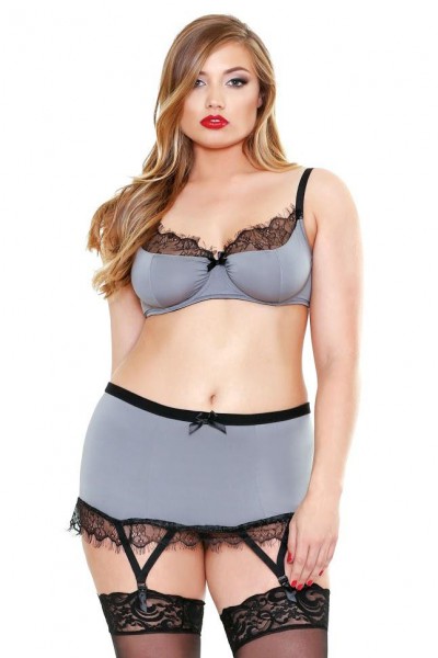 Curve - Eyelash Lace Trim Bra Set With Garter Skirt & G-string (Plus Size)