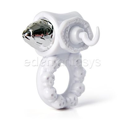 Pirates Riley Steele s pleasure ring
