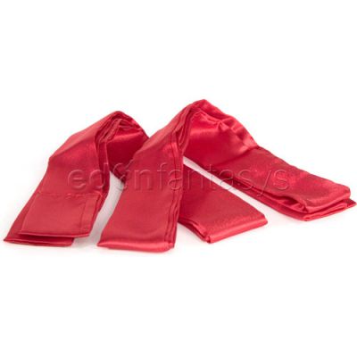 Silk seductions